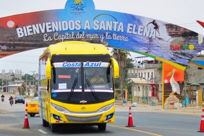 Santa Elena – Guayaquil – Huaquillas y viceversa es la ruta de la cooperativa CICA.