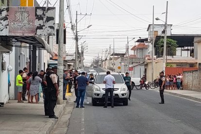 El hombre recibió disparos que lo mataron de contado.