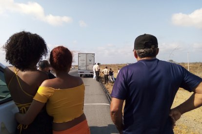 Aunque no encuentren a su familiar, este par de hermanas asegura que seguirán con la búsqueda, por más cansada o dolorosa que sea.