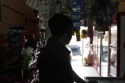 Foto Referencial. Continúa los cortes de energía eléctrica por todo el país