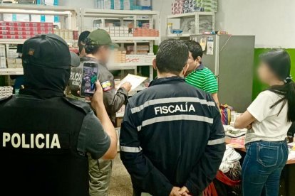 Fiscalía realizó los allanamientos.