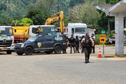 Personal policial tomó procedimiento ante un supuesto segundo explosivo.