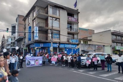 Los parientes de Vanessa han hecho plantones para exigir justicia por el femicidio.