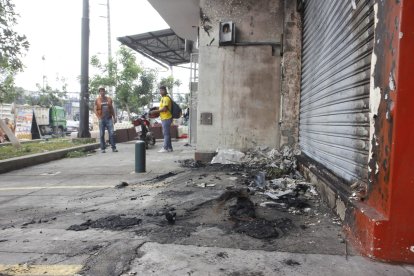 Los hechos ocurrieron en Bastión Popular y en la vía Perimetral. En este último punto, es el segundo atentado durante esta semana.