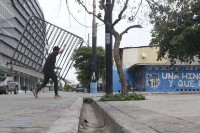 La balacera se produjo en General Gómez, entre Pedro Moncayo y avenida Quito.