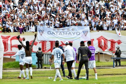 Los jugadores de Liga de Quito agradecieron el apoyo de su hinchada.
