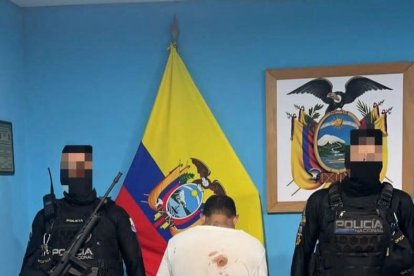 Un policía fue hallado, estaba secuestrado.