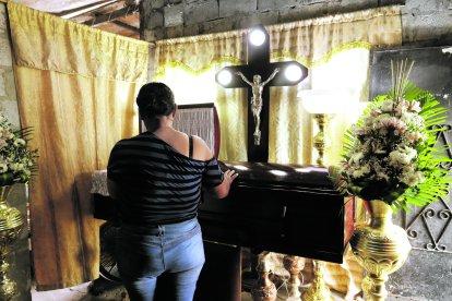 El velorio se realizó en la casa de la familia Sevillano, en Mapasingue Este.