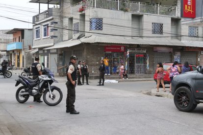Un vendedor ambulante fue asesinado en Bastión Popular.