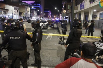 Los policías fueron asesinados en pleno centro de Guayaquil.