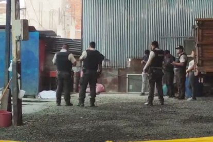 Asesinan a lavador de carros en Manta.