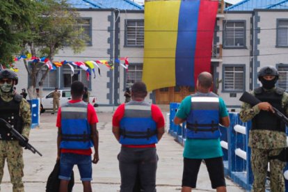 Los tres detenidos fueron enviados a prisión, a la espera del proceso judicial que se les seguirá.