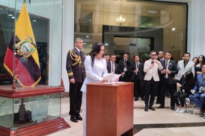 La vicepresidenta del Ecuador, Verónica Abad, en declaración a medios de comunicación.