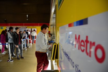 El Metro de Quito iniciará sus operaciones.