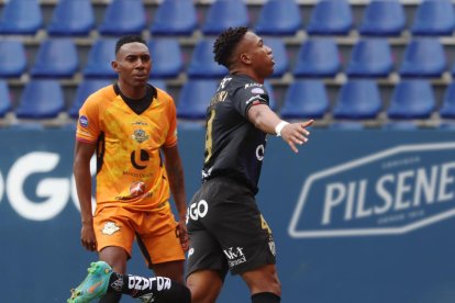 Jordan Chillambo ha pedido que lo reintegren al equipo si se comprueba su inocencia.