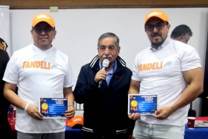 Édison Revelo (i) y David Orquera (d) clasificaron de forma invicta a la final.