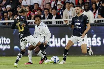 Los juegos entre albos y rayados son sinónimo de buen fútbol y goles.