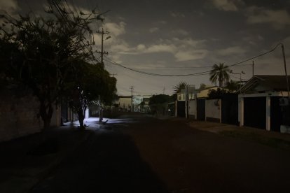 Esta imagen corresponde a la calle José de Armero, dese la calle El Oro, en la ciudadela Miraflores, de Quito.