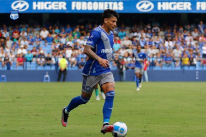 El volante Alexis Zapata se siente a gusto con Guayaquil y no descarta la posibilidad de quedarse en Emelec