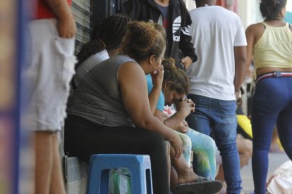 El asesinato provocó la preocupación en la zona, pues hace poco hubo atentados con explosivos en negocios aledaños.