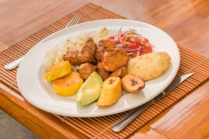 La comida ecuatoriana tiene sabores inconfundibles.