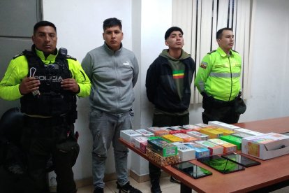 Los sospechosos fueron capturados mientras caminaban por la zona.