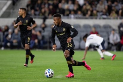 Diego Palacios es agente libre, debido a que su contrato con Los Ángeles F.C. terminó esta temporada.