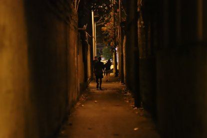 Los ciudadanos que usan el callejón son presa fácil para los delincuentes.
