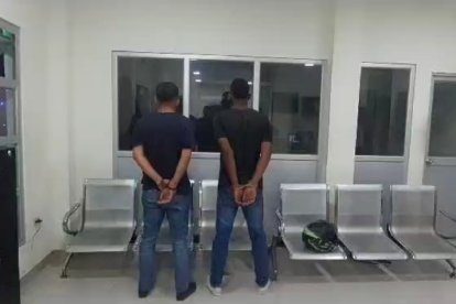 Los involucrados estaban en posesión de un arma de fuego