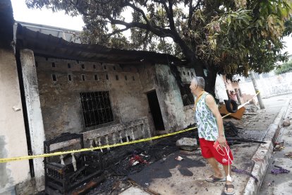Carlos, hermano de Juan, detalló el testimonio de su ñaño respecto a cómo ocurrió el incendio. Todo lo que había dentro quedó quemado.