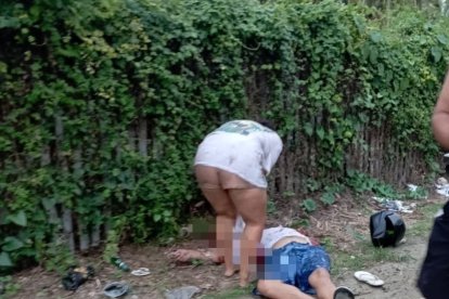 El herido fue trasladado de urgencia a un hospital local.