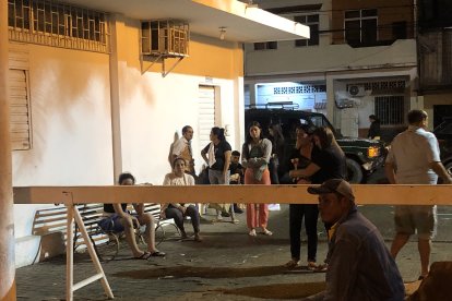 Los familiares de Carmen Ledesma lloraron su partida.