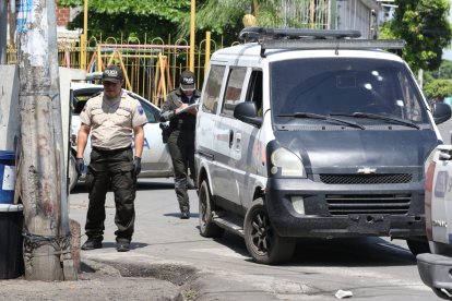 El copiloto de una furgoneta fue baleado en la cdla. Maldonado, Durán.