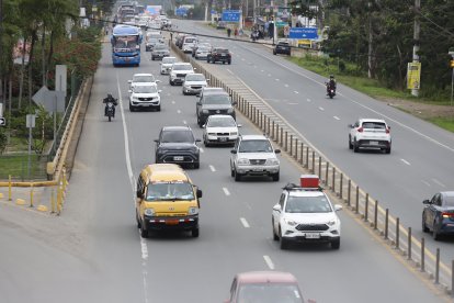 Miles de guayaquileños salieron a los balnearios de la costa.