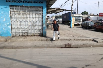 En el sitio, testigos del hehco indicaron haber oído cinco disparos.