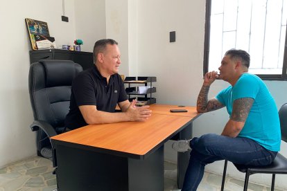 Carlos José Matamoros buscó ayuda en la clínica que dirige Guillermo Robalino.