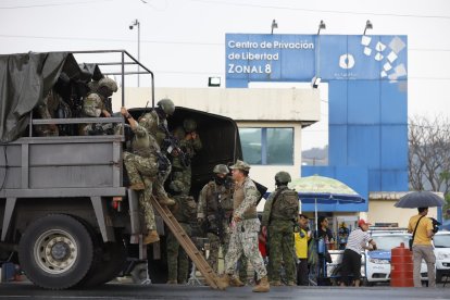 Un operativo se desplegó en el centro carcelario donde Fito cumple su condena.