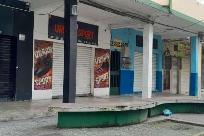 En Quevedo, decenas de locales estuvieron cerrados
