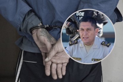 La Policía encontró a uno de los sospechosos una pistola y un cuchillo.