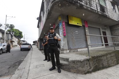 Este lunes, agentes policiales acudieron al sector. Uno de ellos indicó que en la zona se está ejecutando patrullajes, a fin de evitar un caso similar.