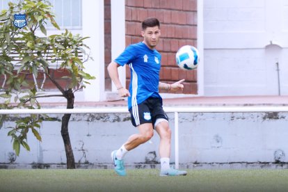El delantero destacó que todavía se debe adaptar al clima de Guayaquil.