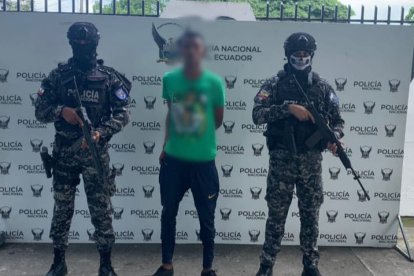 De a poco recapturan a los reos fugados de la cárcel de Esmeraldas.