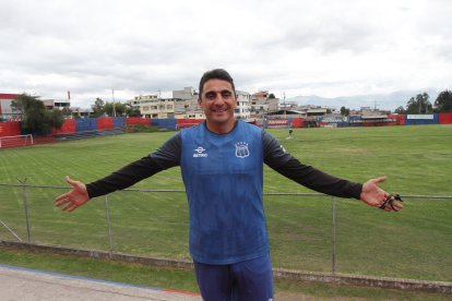 Martín Mandra tiene 48 años y fue bicampeón con el club chulla en 2008 y 2009.