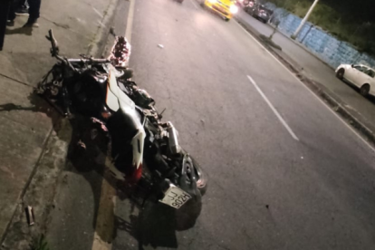 Motociclista murió en un trágico accidente de tránsito.