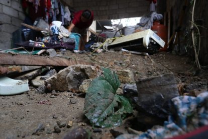 La tragedia golpeó a familias en Guayaquil, con un fuerte aguacero