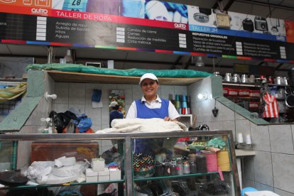 Tiene su puesto desde hace 17 años. Optó por  ello por el bajo precio del arriendo.