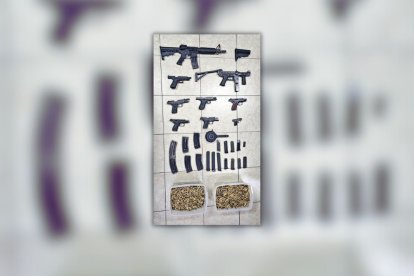 Este es el armamento encontrado por los uniformados en la cárcel de Cotopaxi.