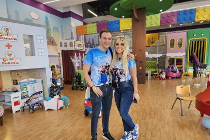 Mafer y Robert están ultimando detalles para su boda.