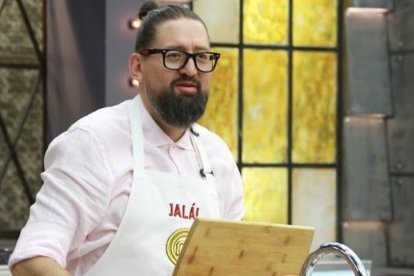 Jalál DuBois actualmente en parte de Masrterchef Celebrity Ecuador