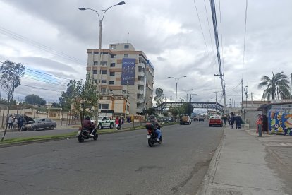 En el sur de Ambato, sector de Terremoto, murió un joven electrocutado.